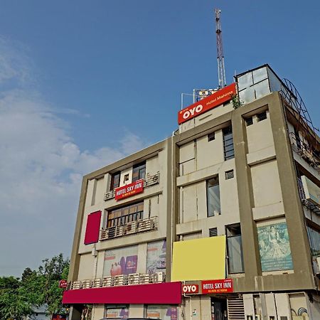 Oyo 11649 Hotel Mahima Gandhinagar Kültér fotó